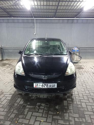 сидения на фит: Honda Fit: 2003 г., Автомат, Бензин, Хэтчбэк — 1