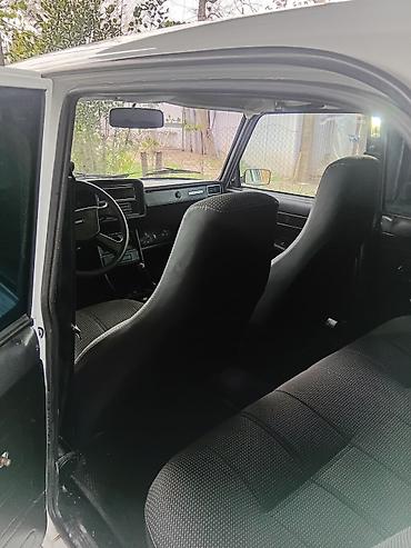 ucuz vaz 21011 satisi: VAZ (LADA) 2107: 1.6 l | 2006 il 5 km Sedan — 4