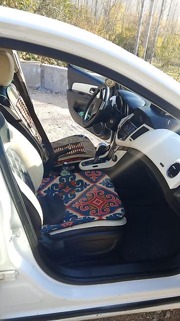 forester 2004: Chevrolet Cruze: 2009 г., 1.6 л, Автомат, Бензин, Седан — 8