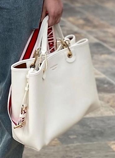 Çantalar: Emporio Armani ORJINALDIR BAHA ALINIB UST TEREFINDE YEYILMELER OLDUGUN — 2