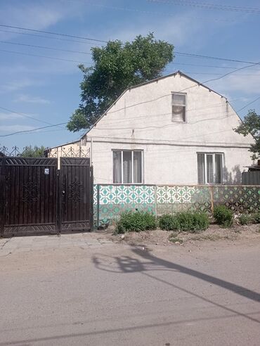 продаю дом село беш кунгей: Дом, 5 м², 5 комнат, Собственник, Косметический ремонт