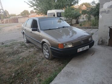 авто расрочка бишкек: Автомобиль Volkswagen Passat B3 седан, выполненный в бежевом цвете