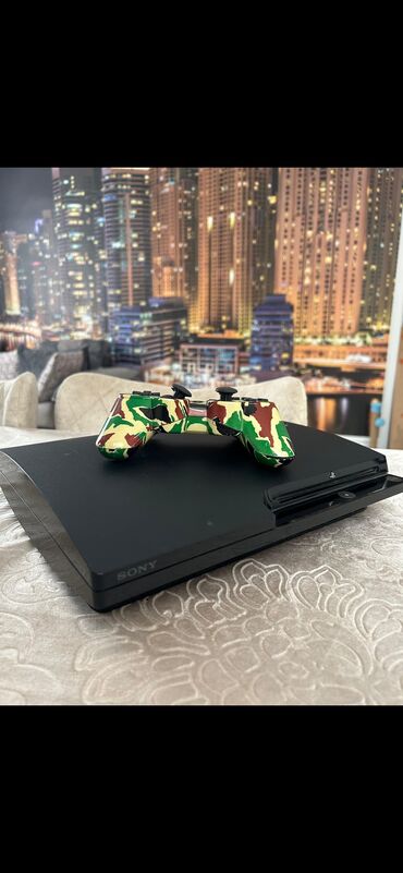 kreditle playstation 3: Sony plastation 3 ustada olmuyub 1 pultu var Şəkil oyun konsolunun