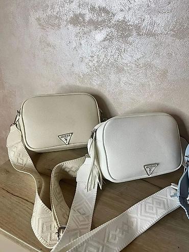 Putni koferi i torbe: GUESS ženske torbe – više modela i boja - Crossbody sa pletenim — 19