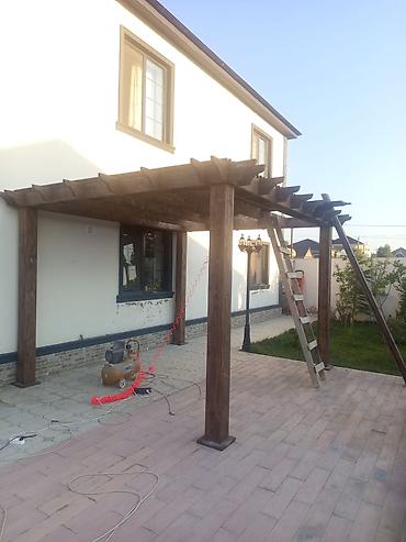 telefon sifarisi: Açıq havada istirahət zonası üçün taxta pergola/lyustra altlığı - — 1