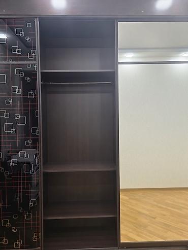 Dolablar: 3 qapılı kupe dolab

270×60 cm

45×78 cm — 2