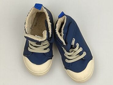 buty zimowe na obcasie ccc: Trampki 24, Używany w lalafo.pl buty zimowe na obcasie ccc: Trampki 24, Używany