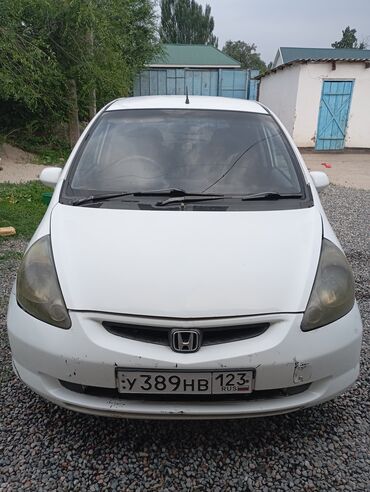 машина сатып алуу: Honda Fit: 2001 г., 1.3 л, Автомат, Бензин, Хетчбек
