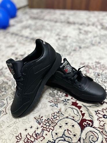 Кроссовки и спортивная обувь: Мужские кроссовки, 42, Reebok, Новый, цвет - Черный, Бесплатная доставка, Самовывоз — 8