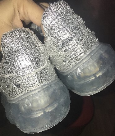 Women's Sneakers and athletic shoes: Ölçü: 37, rəng - Gümüşü, Yeni — 17