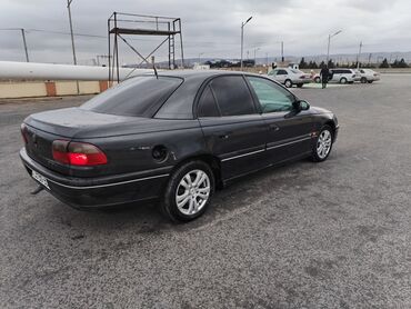 Opel: Opel Omega: 2 l | 1997 il Sedan — 6