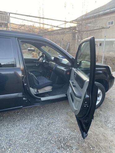 Nissan: Nissan X-Trail: 2002 г., 2 л, Механика, Бензин, Кроссовер — 9