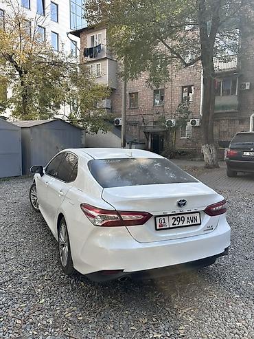 camry 2020: Toyota Camry: 2018 г., 2.5 л, Гибрид, Седан — 2