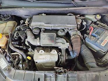 nova krila golf 4: 1.4 TDCI DELOVI MOTORA ZA FORD FIESTA OD 2002. DO 2008. GOD. | — 1