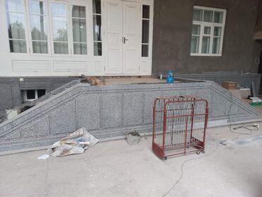 Мраморные и гранитные работы: Отделка лестниц и фасадных элементов натуральным и искусственным — 6