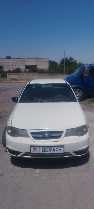 метиз 1: Daewoo Nexia: 2010 г., 1.5 л, Механика, Бензин, Седан