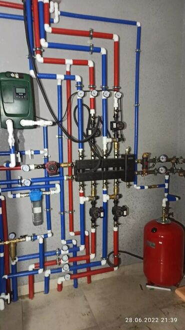 Монтаж и замена сантехники: Коллектор для теплого пола с расходомерами и циркуляционным насосом — 16