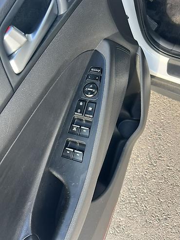 мотоцикл с коляской: Hyundai Tucson: 2019 г., 1.6 л, Автомат, Дизель, Внедорожник — 8