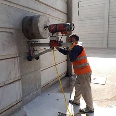 Beton işləri: #Betonkesme #betondeşmə Beton kubik kərpic - dən kəsim deşim — 19