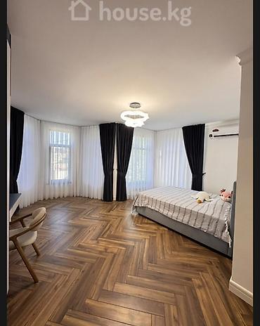 Продажа коттеджей и домов: 6 комнат и более, 320 м², Бишкек — 13