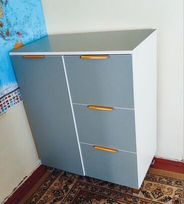 кухонный шкаф напольный: Кийим үчүн комод, Күзгүсүз, ЛДСП, түсү - Боз lalafo.kg да кухонный шкаф напольный: Кийим үчүн комод, Күзгүсүз, ЛДСП, түсү - Боз