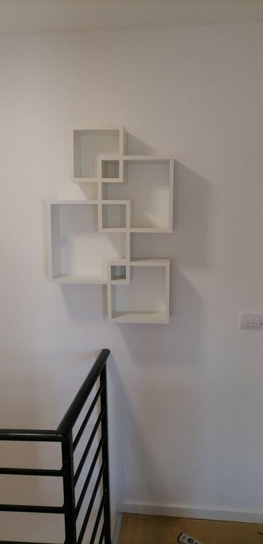 Police: Zidna Polica 🛠️ Materijal i dekor: Univer debljine 18 mm Dekor — 7