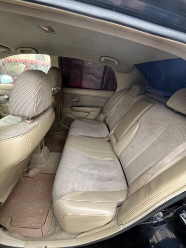 Nissan: Nissan Tiida: 1.8 l | 2007 il Sedan — 22