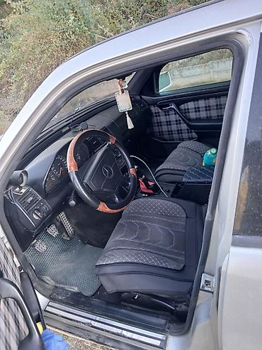 наклейки бмв: Mercedes-Benz C-Class: 1995 г., 2.3 л, Механика, Бензин, Седан — 2