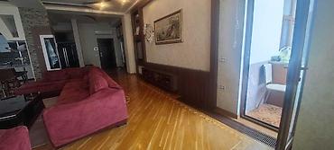 komfort mtk: 4 otaqlı, Yeni tikili, m. 8 Noyabr, 156 kv. m — 2