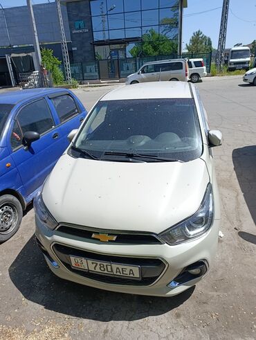chevrolet кроссовер: Chevrolet Spark: 2018 г., 0.1 л, Типтроник, Бензин, Купе