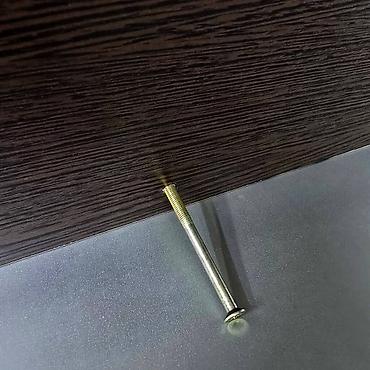 Значки, ордена и медали: Плакетки как наградная атрибутика представляет собой особый статус — 12