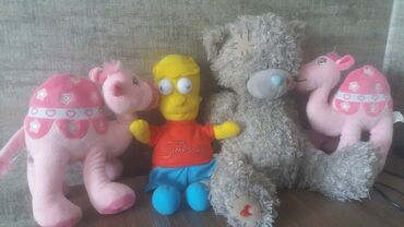 медвежонок: Мягкие игрушки. б/у.
Верблюжонок, Медвежонок и Симпсон