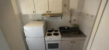 Dugoročni najam stanova: Jednoiposobanstan sa funkcionalnim rasporedom i kompletnim nameštajem — 9