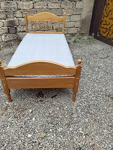 Mebellərin yığılması: 2 ci əl çarpayı yaxşı vəziyyətdədir. 2 metr uzunu eni 95. çatdırılma — 2