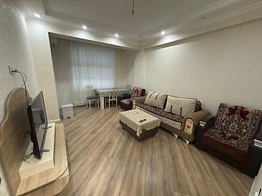 ev kirayesi: Sumqayıt şəhər, Bulvar küçəsi, Bulvar Qayalı marketin yaxınlığında, 3 — 1