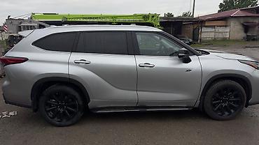 Toyota: Toyota Highlander: 2023 г., 2.5 л, Автомат, Бензин, Кроссовер — 11