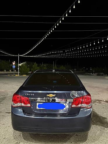 volkswagen passat 1: Chevrolet Cruze: 1.4 л | 2014 г. 286000 км Седан — 2