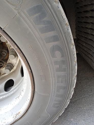 Шины: Michlen, 295/60/22.5, резина не нарезалась, 3 шт. каждое колесо 5000 — 8