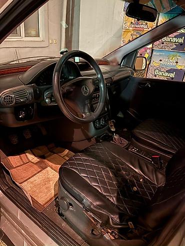 yuk qaldiran kranlar: Mercedes-Benz Vaneo, gümüşü rəng, miniven/gündəlik ailə avtomobili — 2