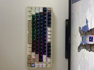 bluetooth keyboard: Клавиатура, Механикалык, Bluetooth, Зымдуу туташтыруу