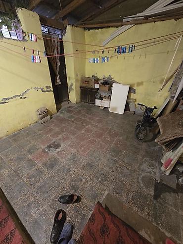 heyet evi yasamal: 4 otaqlı, 65 kv. m, Orta təmir — 5