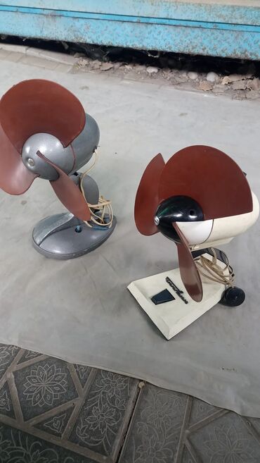 jbl go: Желдеткич Үстөл үчүн, Канаттары менен