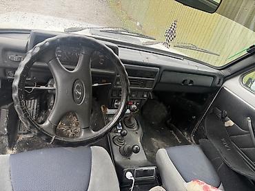 shevrolet niva: ВАЗ (ЛАДА) 4x4 Нива: 2004 г., Механика, Бензин, Внедорожник — 5