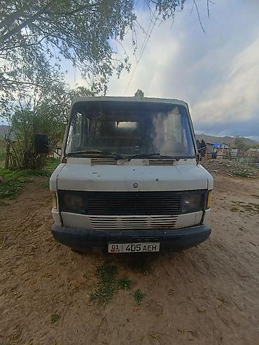 ман 814: Mercedes-Benz : 1990 г., 2.9 л, Механика, Дизель, Бус — 6