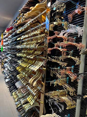 paltar asılqanı taxta: Veşilka, asılqan, nijneye belyo veşilka Vitrin aksessuarları Məhsul — 3
