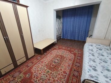 спальный гарнитур шкаф и кровать: Кровать Шкаф В отличном состоянии без пятен ! Сразу звонить по