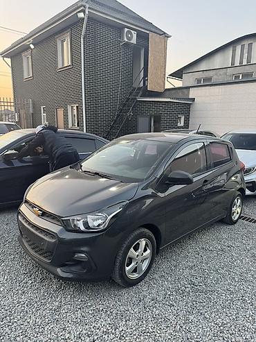 crv 2: Chevrolet Spark: 2017 г., 1 л, Автомат, Бензин, Хэтчбэк — 2