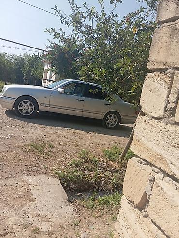 Avtomobil satışı: Mercedes-Benz 230: 0.4 l | 1995 il — 1