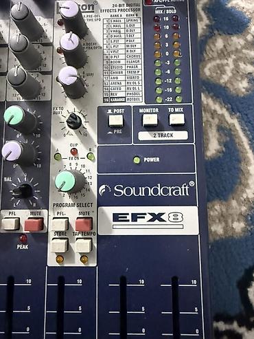 mono: Soundcraft EFX8 analoq miks pultu - 8 mono mikrofon/giriş kanalı + 2 — 6