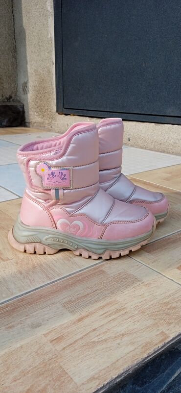 детские комплекты для дома: Сапожки зимние. 
размер 30.
состояние хорошее. 
500 сом.
Кара Балта